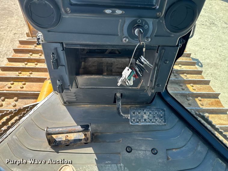 image for item ND9063 2012 Caterpillar  D6KXL dozer