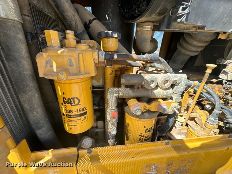 image for item ND9063 2012 Caterpillar  D6KXL dozer