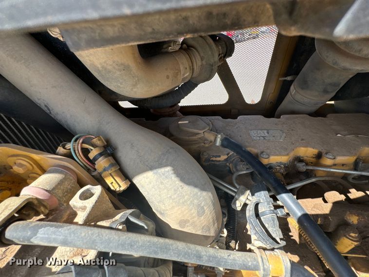 image for item ND9063 2012 Caterpillar  D6KXL dozer