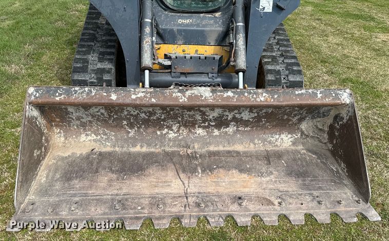 image for item ND9094 2019 John Deere 325G  tracked skid steer loader