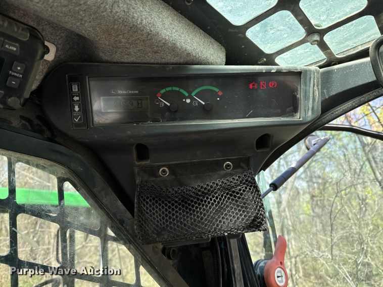 image for item ND9094 2019 John Deere 325G  tracked skid steer loader