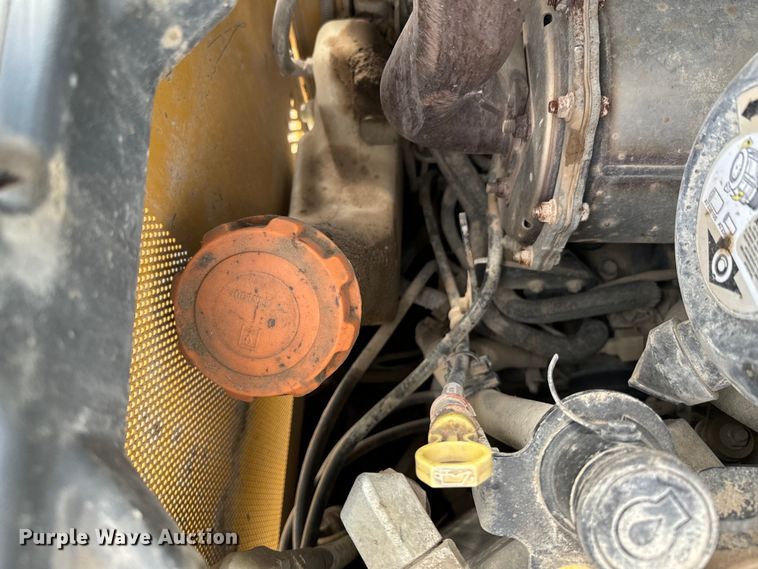 image for item ND9094 2019 John Deere 325G  tracked skid steer loader