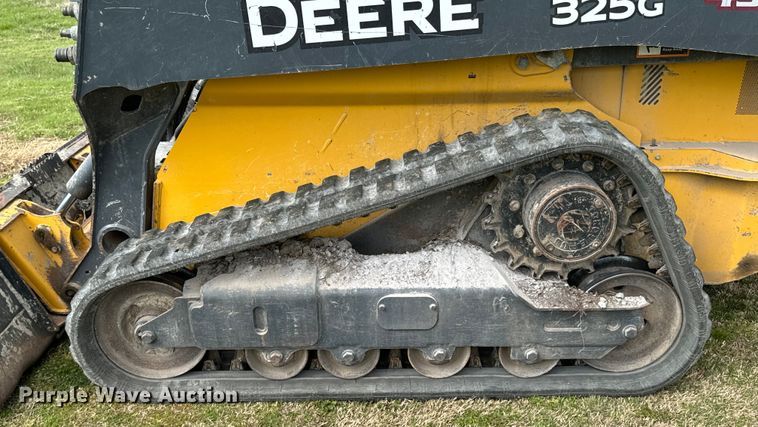 image for item ND9094 2019 John Deere 325G  tracked skid steer loader