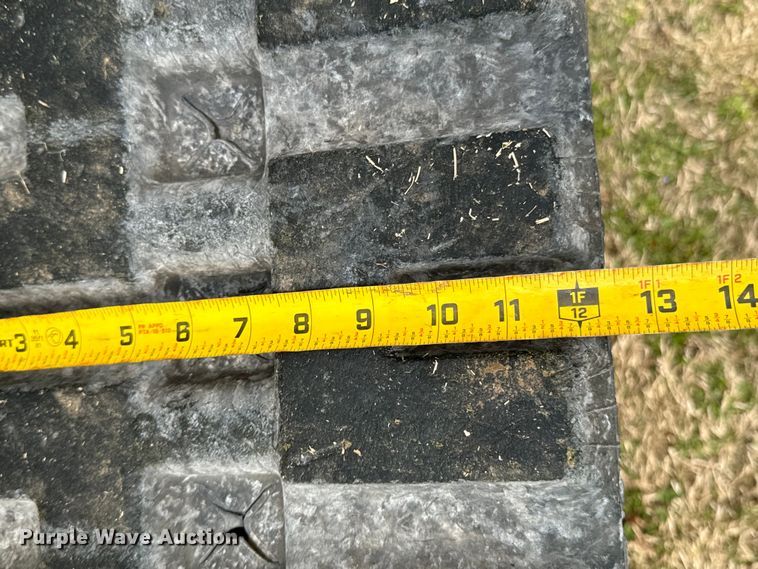 image for item ND9094 2019 John Deere 325G  tracked skid steer loader