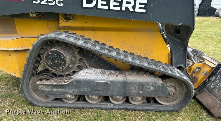 image for item ND9094 2019 John Deere 325G  tracked skid steer loader