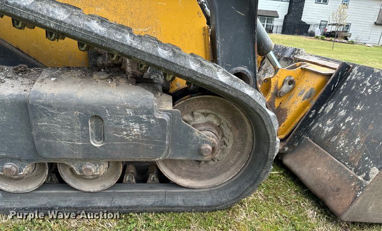 image for item ND9094 2019 John Deere 325G  tracked skid steer loader