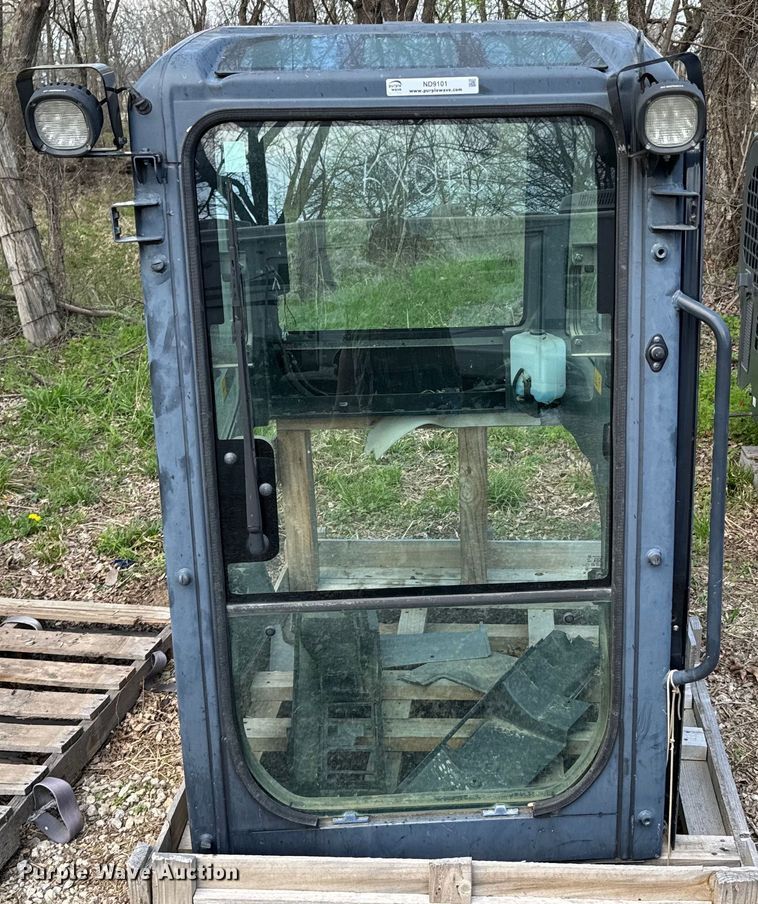 image for item ND9101 Kubota enclosed cab