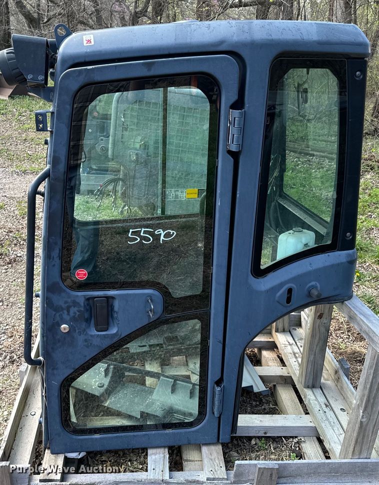 image for item ND9101 Kubota enclosed cab