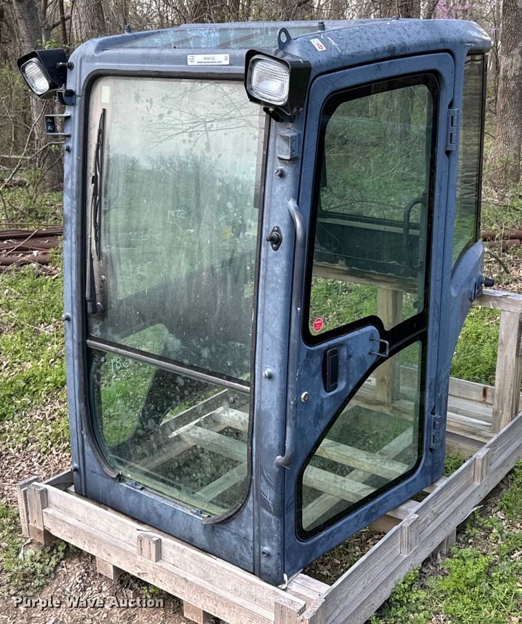 image for item ND9103 Kubota enclosed cab
