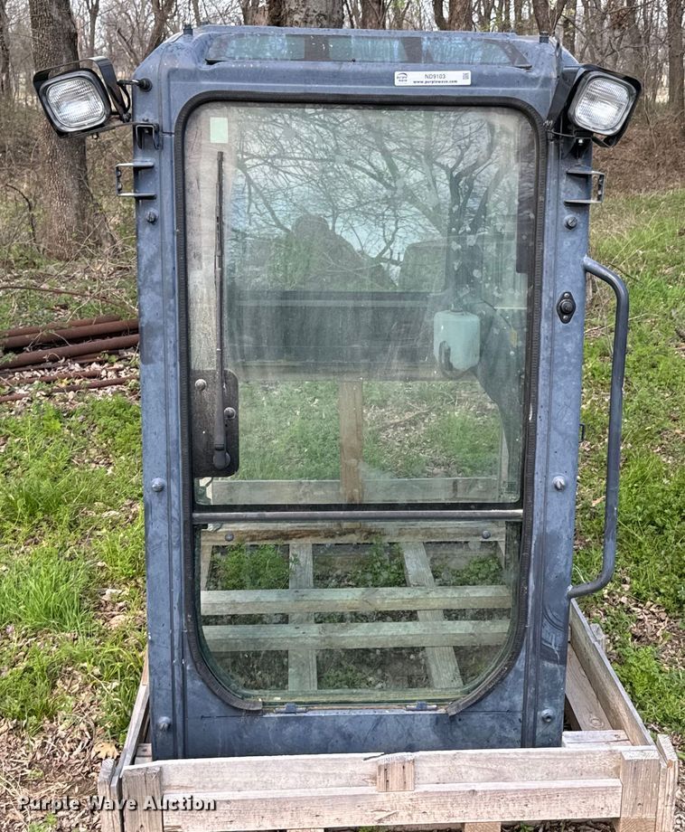 image for item ND9103 Kubota enclosed cab