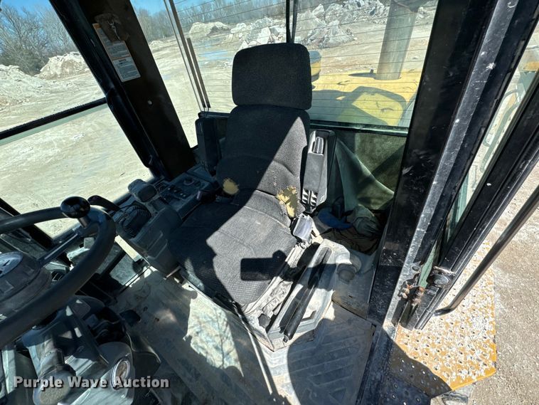 image for item ND9130 2001 Caterpillar 928G wheel loader