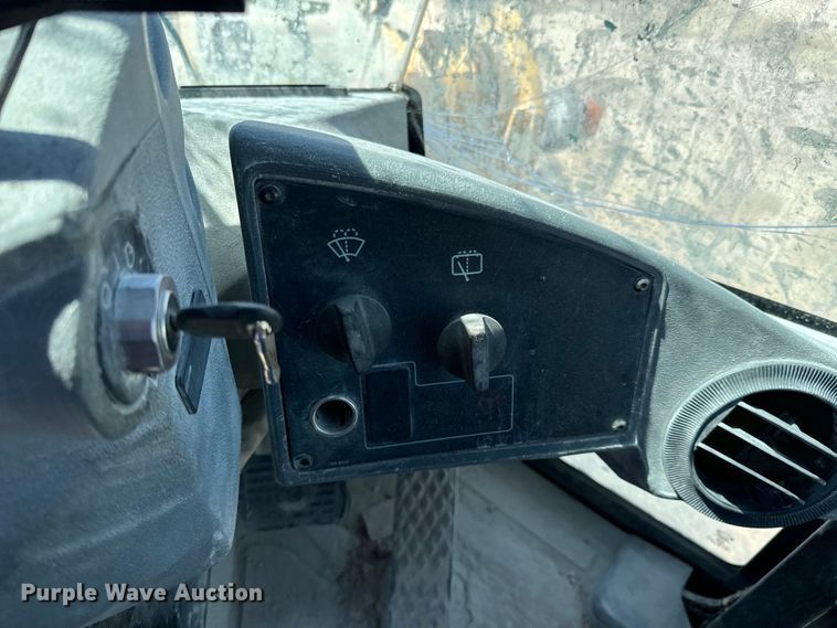 image for item ND9130 2001 Caterpillar 928G wheel loader