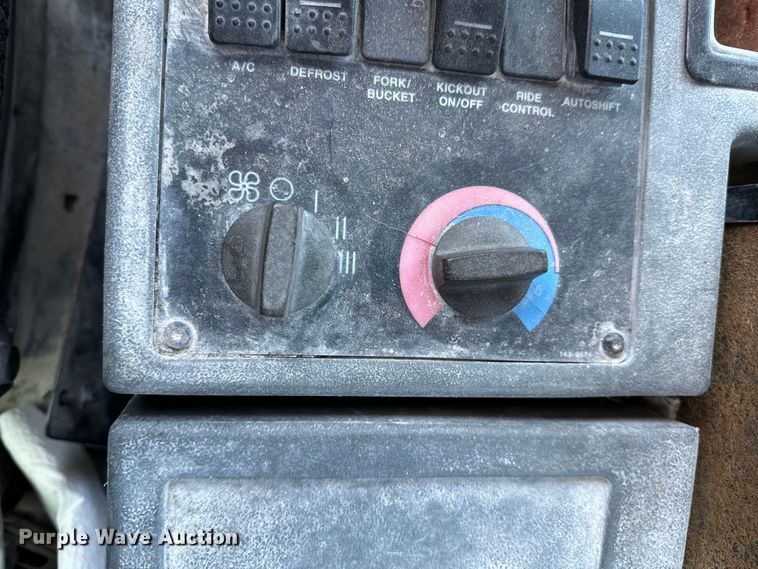 image for item ND9130 2001 Caterpillar 928G wheel loader