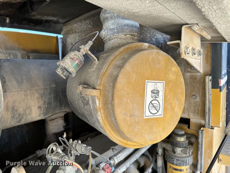 image for item ND9130 2001 Caterpillar 928G wheel loader