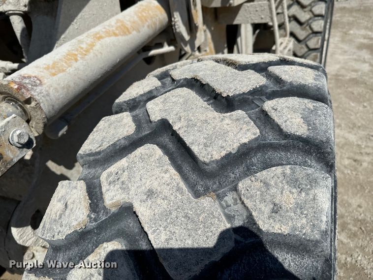 image for item ND9130 2001 Caterpillar 928G wheel loader