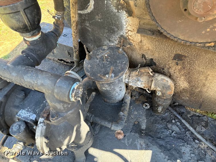 image for item ND9132 Seal coat trailer