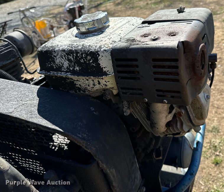 image for item ND9132 Seal coat trailer