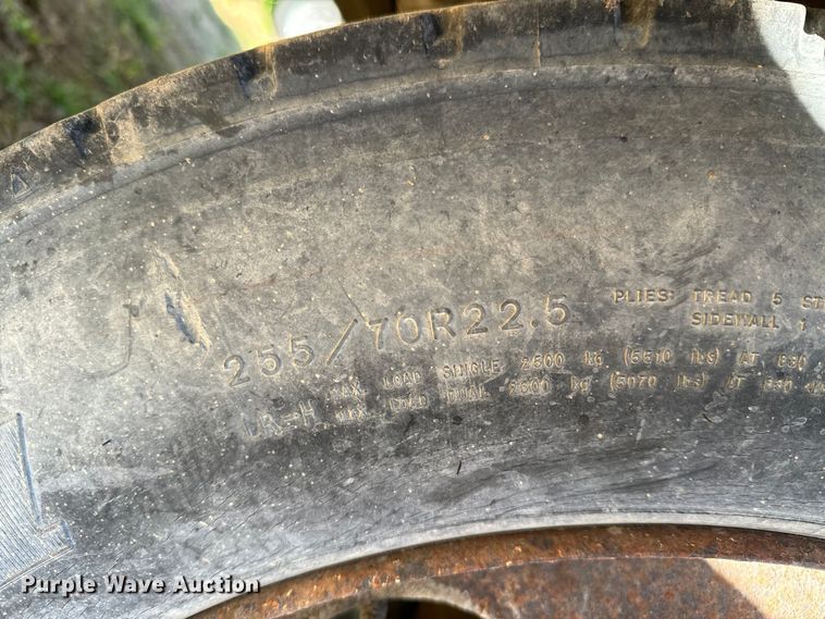 image for item ND9132 Seal coat trailer