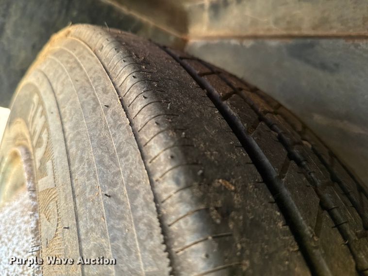 image for item ND9132 Seal coat trailer