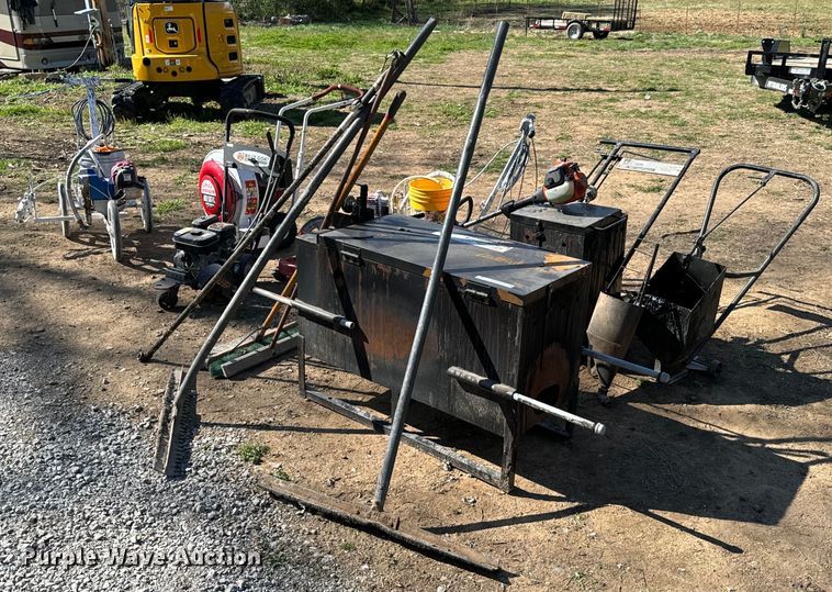 image for item ND9133 Asphalt seal coating equipment