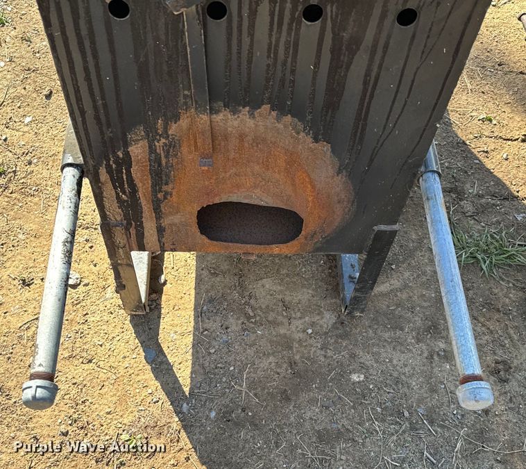 image for item ND9133 Asphalt seal coating equipment