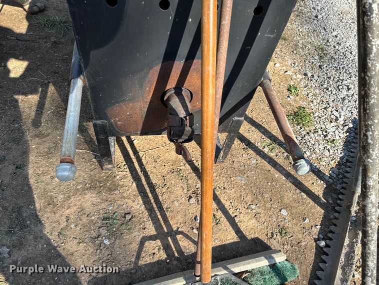 image for item ND9133 Asphalt seal coating equipment