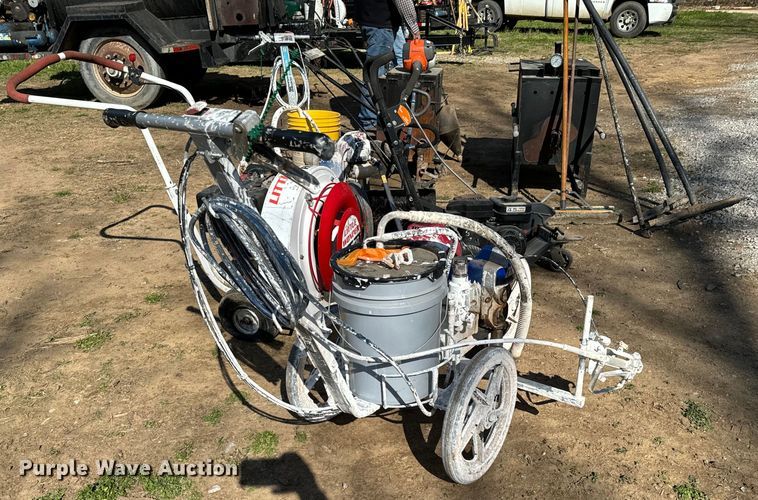 image for item ND9133 Asphalt seal coating equipment