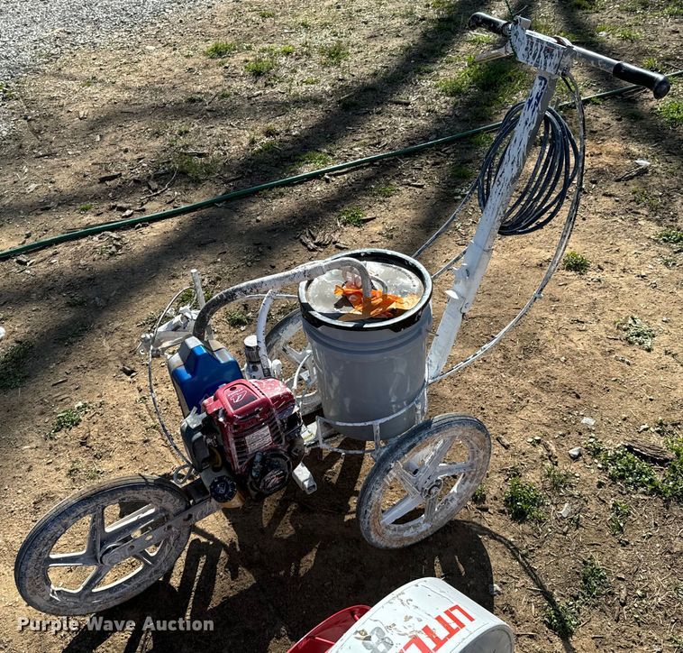 image for item ND9133 Asphalt seal coating equipment