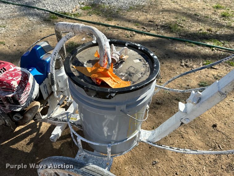 image for item ND9133 Asphalt seal coating equipment