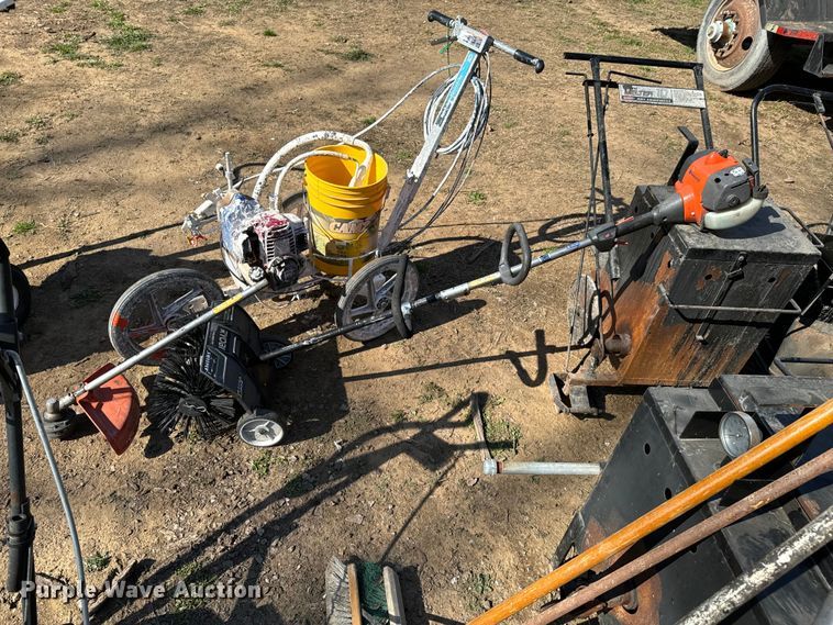 image for item ND9133 Asphalt seal coating equipment