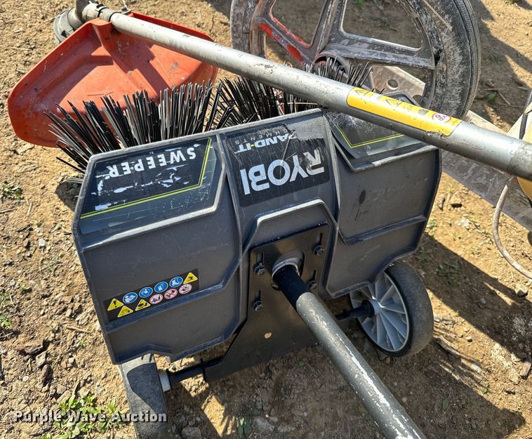 image for item ND9133 Asphalt seal coating equipment