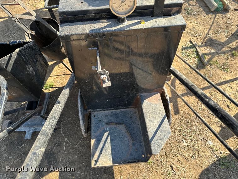 image for item ND9133 Asphalt seal coating equipment