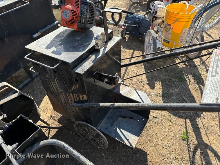 image for item ND9133 Asphalt seal coating equipment