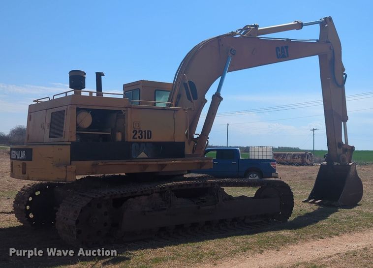 image for item NG9328 1990 Caterpillar 231D excavator