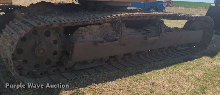 image for item NG9328 1990 Caterpillar 231D excavator