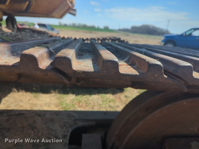 image for item NG9328 1990 Caterpillar 231D excavator