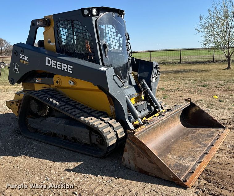 image for item NH9071 2019 John Deere 331G tracked skid steer loader