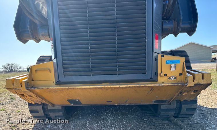 image for item NH9071 2019 John Deere 331G tracked skid steer loader