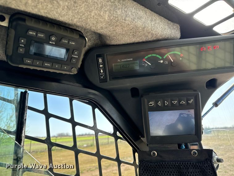 image for item NH9071 2019 John Deere 331G tracked skid steer loader