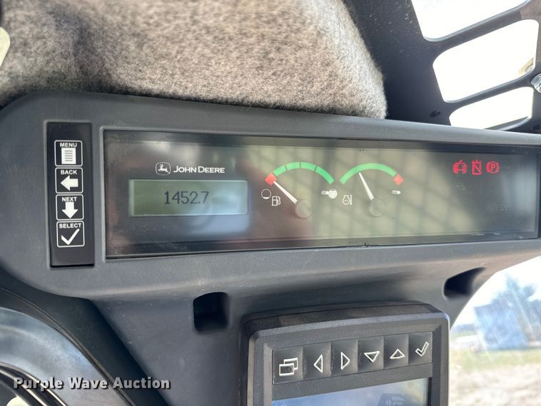 image for item NH9071 2019 John Deere 331G tracked skid steer loader