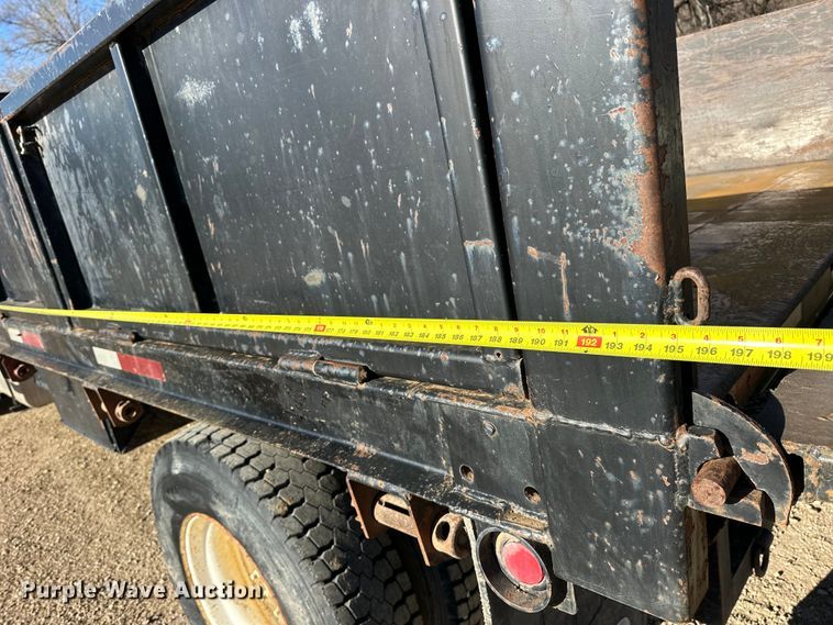 image for item NJ9492 2008 Freightliner Business Class M2 dump flatbed truck