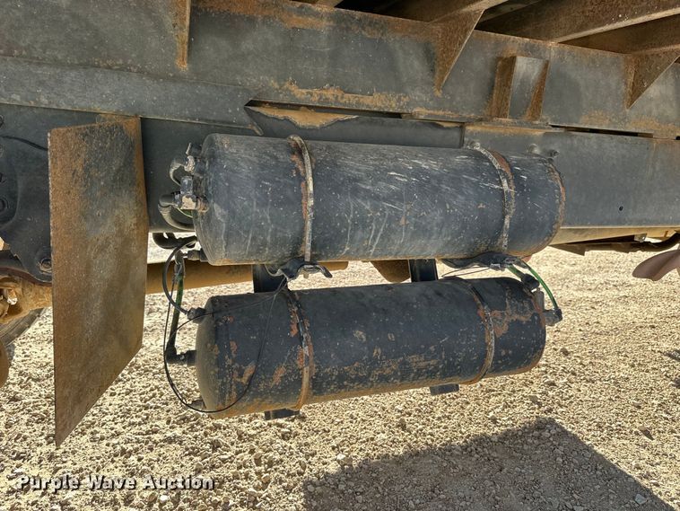 image for item NJ9492 2008 Freightliner Business Class M2 dump flatbed truck