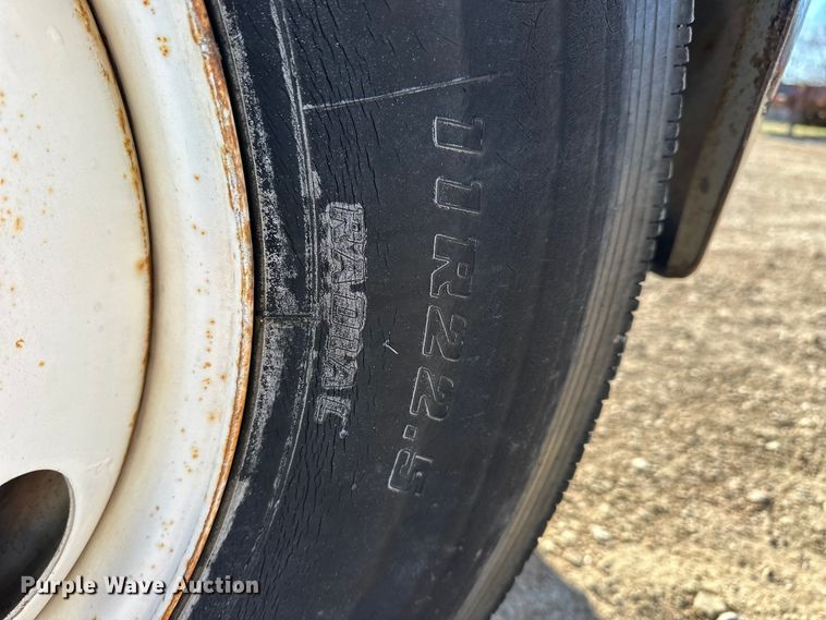 image for item NJ9492 2008 Freightliner Business Class M2 dump flatbed truck