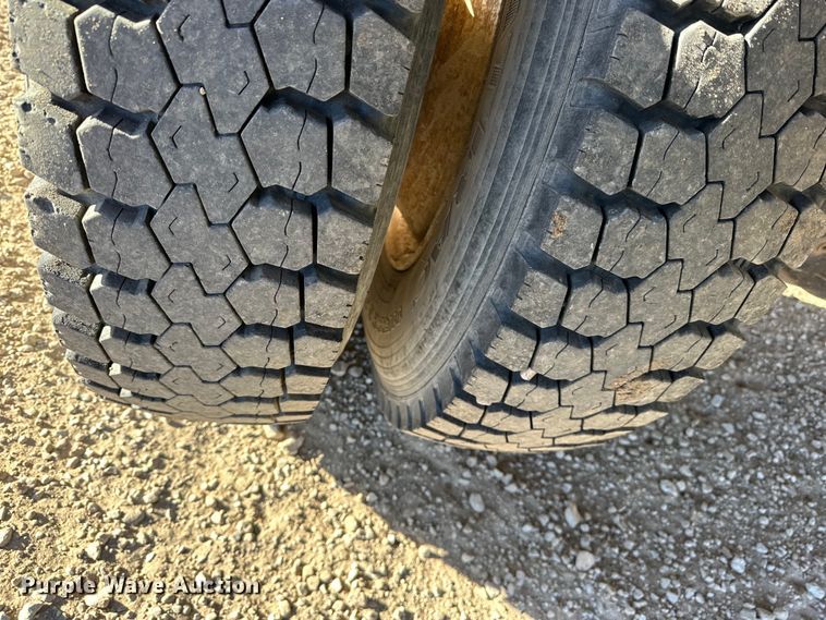 image for item NJ9492 2008 Freightliner Business Class M2 dump flatbed truck