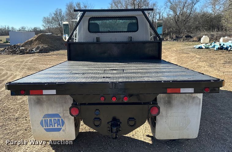 image for item NJ9493 1997 International 4700 dump flatbed truck