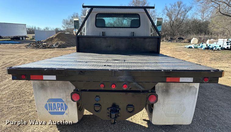 image for item NJ9493 1997 International 4700 dump flatbed truck