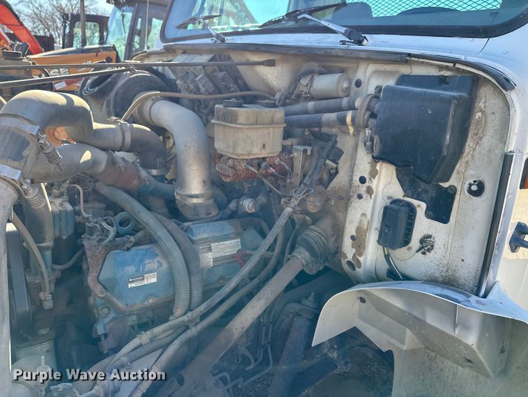 image for item NJ9493 1997 International 4700 dump flatbed truck