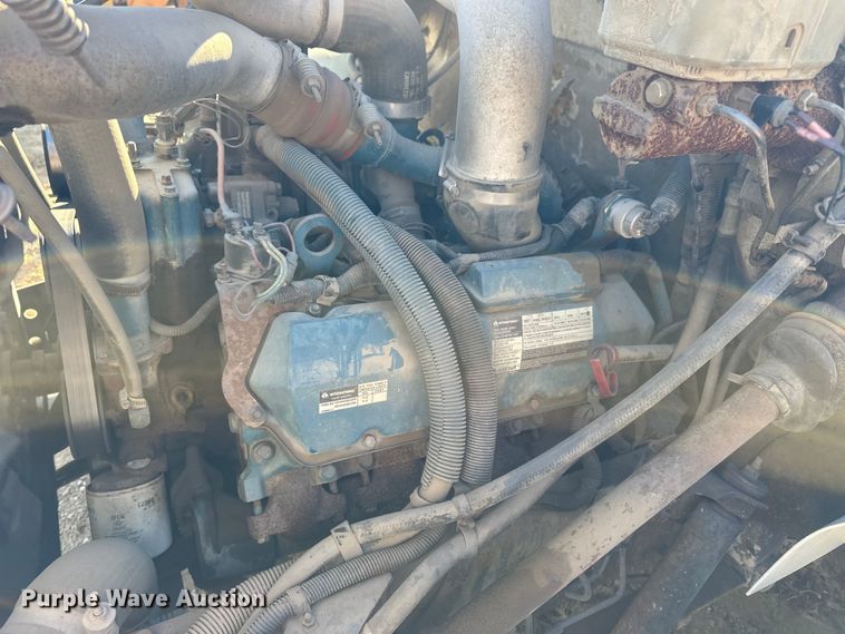 image for item NJ9493 1997 International 4700 dump flatbed truck