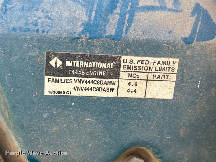 image for item NJ9493 1997 International 4700 dump flatbed truck