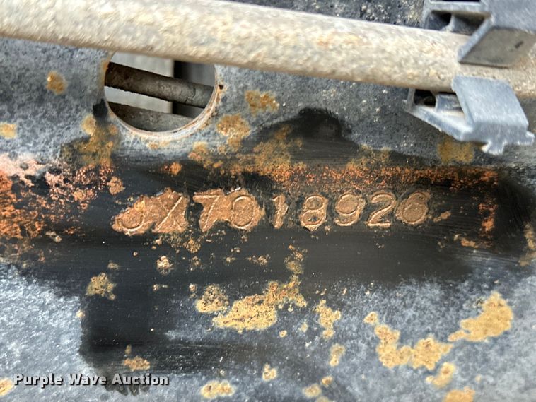 image for item NJ9494 1999 Isuzu NPR flatbed truck